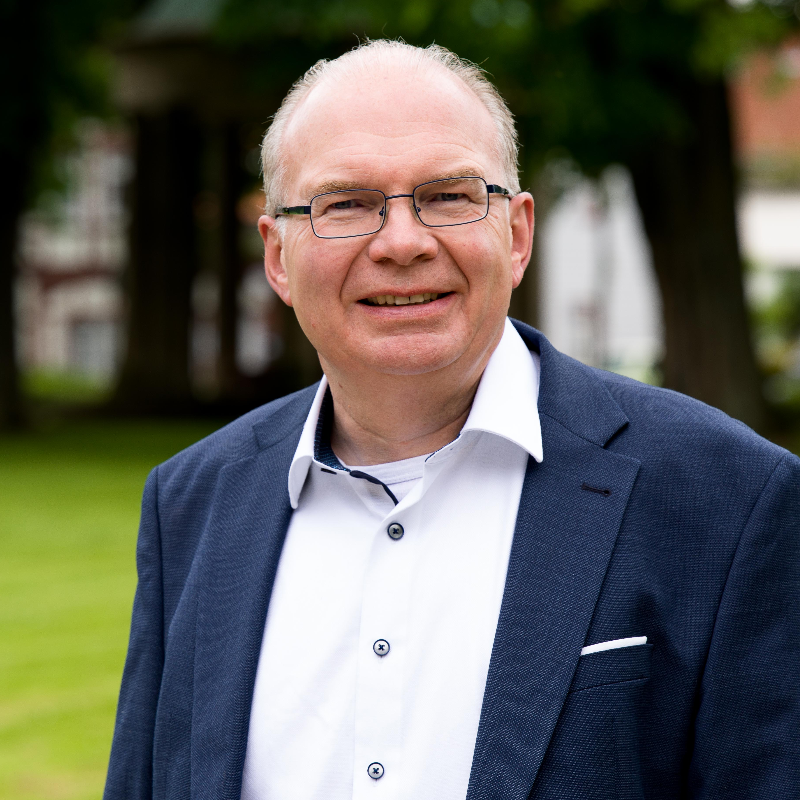 Dr. Andreas Warnecke